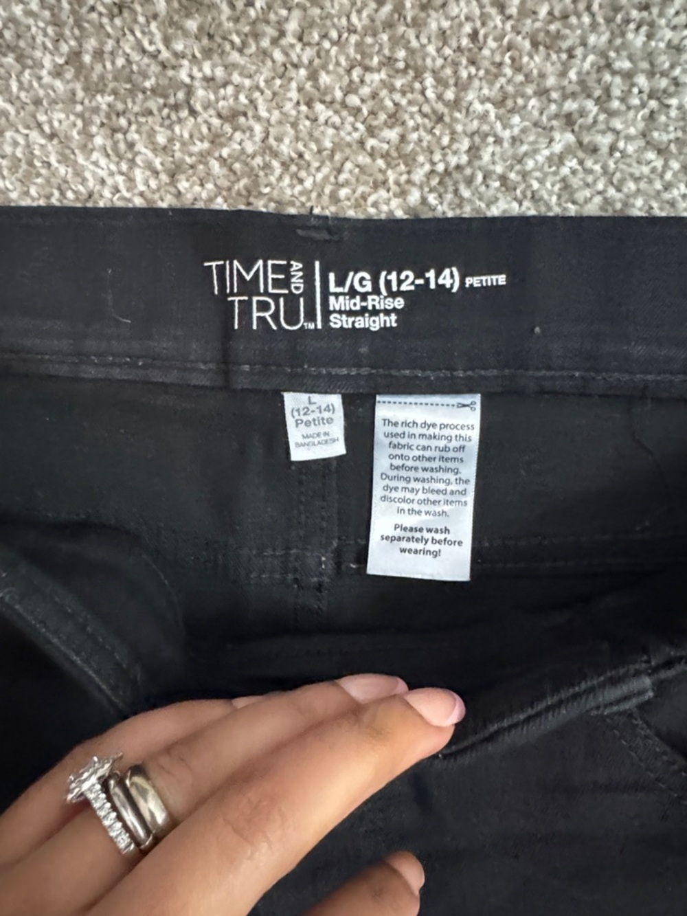 Time and Tru Women's Black Straight Leg Jeans - Picture 2 of 7
